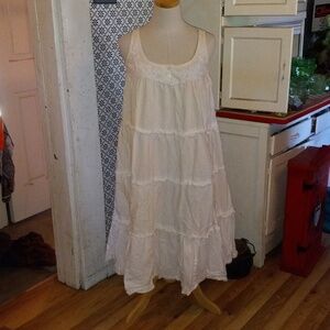 Broadway Stars small peasant dress gown